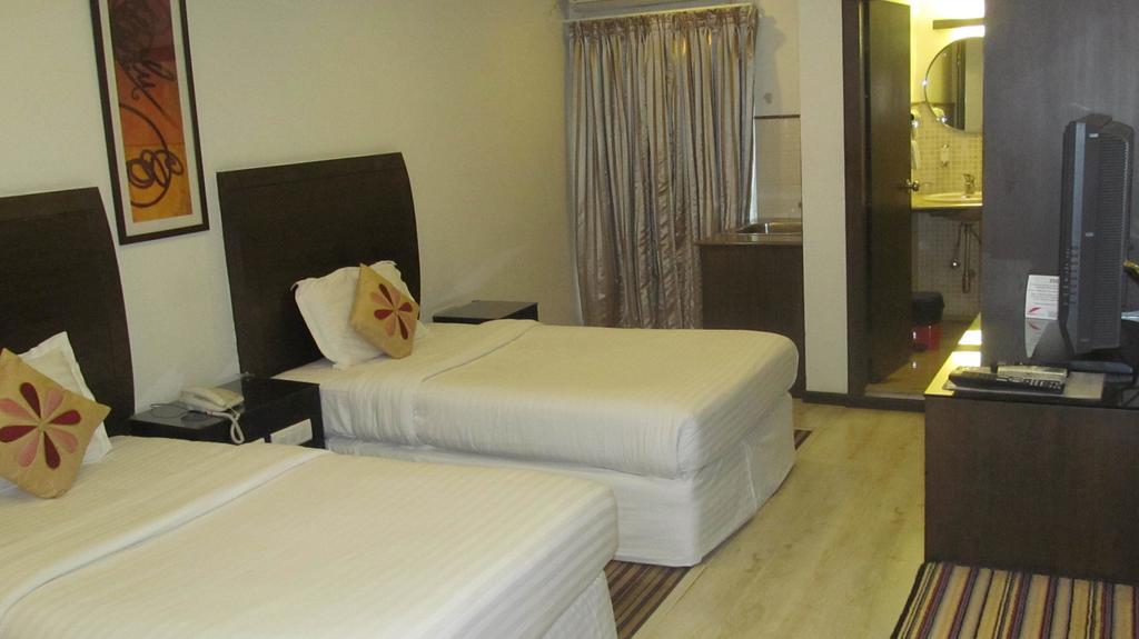 Shilton Residence Bangalore Bagian luar foto