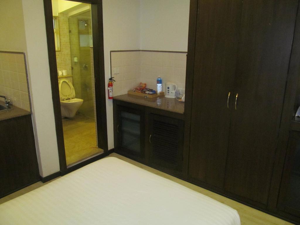 Shilton Residence Bangalore Bagian luar foto